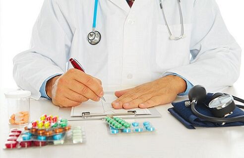 Doctor prescribes medication to treat prostatitis photo 1